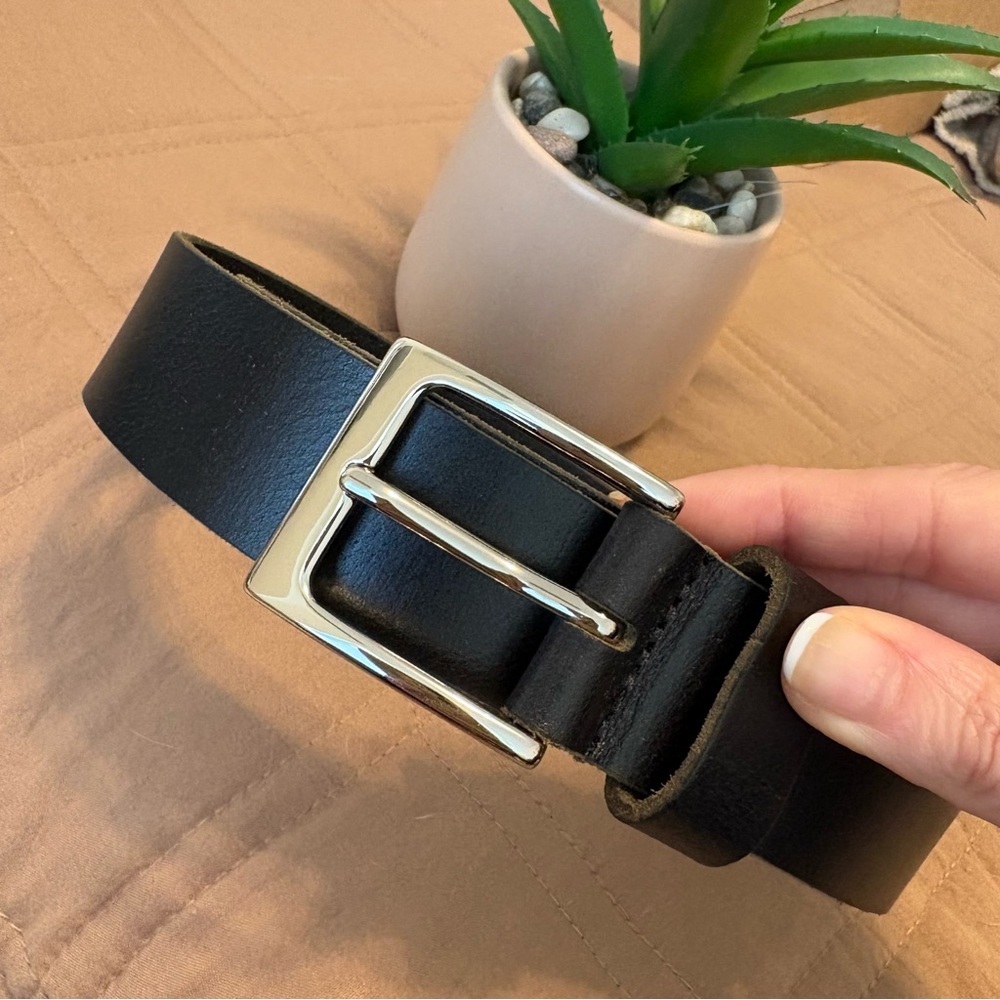 OZMA Black Leather Wide Belt with Silver Buckle